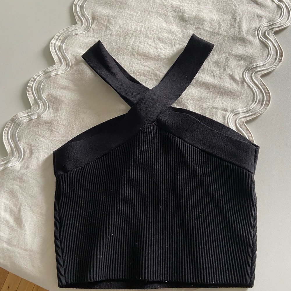 Babaton Black Ribbed Cross-Back Crop Top